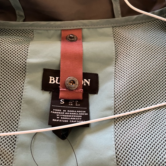 Burton Rain Shell (NWOT) - Picture 4 of 9